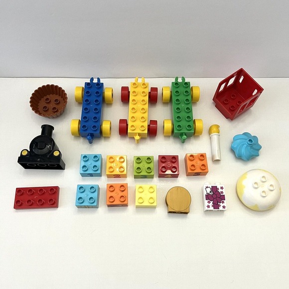 LEGO DUPLO 10597 Mickey & Minnie Birthday Parade Disney Train Incomplete Toy Set - Picture 8 of 11